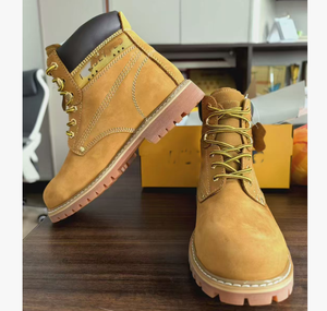 Botas DFB01 estilo Martin color coyote, cuero NUBUCK con apariencia de piel de vaca, buscando distribuidor, tallas 5 - 13. - Product Image 1