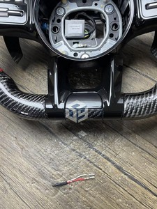 <span class=keywords><strong>Volant</strong></span> en fibre de carbone personnalisé pour Mercedes Benz <span class=keywords><strong>AMG</strong></span> GLC GLE450 <span class=keywords><strong>A45</strong></span> C43 C63 C450 S63 E63 W205 W213 W222 A250 Pièces automobiles - Product Image 4