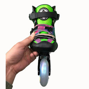 Logo couleur de production personnalisé en usine patins à roulettes en fibre de carbone pour enfants Freestyle Slalom patins à roues alignées professionnels - Product Image 4