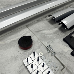 Portaequipajes de Techo para Auto 4x4 de Alta Calidad JOESHIER para Toyota Sienna 2022-2023, Aleación de Aluminio, Capacidad de Carga de +100 kg, Fácil Instalación - Product Image 3