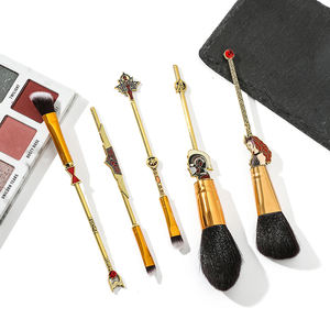 Ensemble de pinceaux de maquillage pour Fans d'anime <span class=keywords><strong>Marvel</strong></span> Scarlet Witch, poignée en métal, Style super-héros, Kit de pinceaux de fond de teint pour Fans d'anime, 5 pièces - Product Image 2