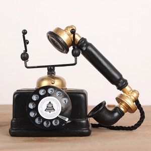Nostalgische Hars Ambachten Telefoon Ornament Schattige Ouderwetse Handset Voor Interieur Europese Voor Bar Woonkamer Hars Mallen - Product Image 2