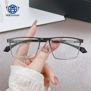 Teenyoun 2024 lunettes photochromiques pour hommes lunettes de blocage de la lumière bleue <span class=keywords><strong>Photo</strong></span> gris montures optiques Anti-lumière bleue lunettes carrées - Product Image 3