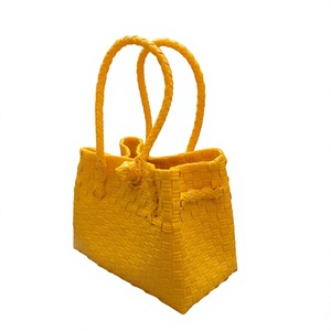 Handmade Yellow Woven <b>Plastic</b> <b>Tote</b> Bag Eco Friendly Summer Beach Handbag Durable Custom Market Shopping Shoulder Bag For Women - Product Image 3