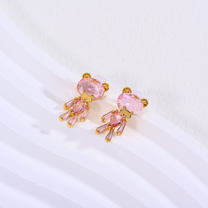 Collier pendentif ours en laiton plaqué or 18 carats délicat avec zircon pour mariage ou tenue de tous les jours pour les filles et les femmes - Product Image 3