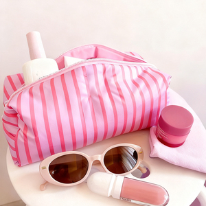Sac de maquillage rayé rose personnalisé en gros, fermeture éclair, écologique, portable, pour filles - Product Image 1