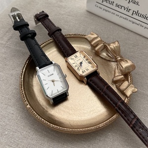 Retro Women's Quartz <b>Watch</b> Classic Casual Rectangle Dial PU Strap Band Huyo Fashionable <b>Watch</b> - Product Image 5