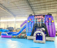 Niveau supérieur toboggan vidéo Gamer thème Combo maison de rebond toboggan aquatique piscine contrôleur de jeu gonflable château gonflable cavalier Moonwalk