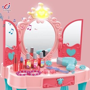 Nouvelle Arrivée : Ensemble <span class=keywords><strong>de</strong></span> Jeu Coiffeuse Princesse pour Enfants, Maquillage Beauté avec Couronne et Porte Ouvrante - Product Image 2