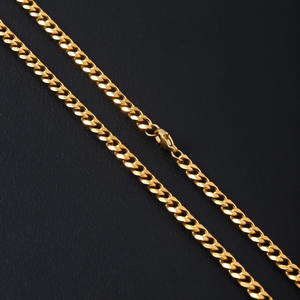 Collier Chaîne Cubaine Chunky Hip Hop Unisexe en Acier Inoxydable Plaqué Or - Product Image 3