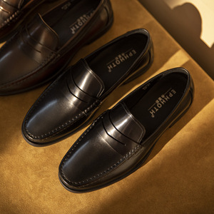 Chaussures décontractées pour hommes en cuir de vachette vintage de haute qualité - fabriquées à la main, chaussures décontractées en cuir véritable durables - Product Image 4