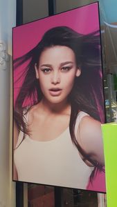 Caja de luz de publicidad LED rectangular personalizable directa de fábrica con perfil de aluminio tarjeta tela tornillo ángulo colgante - Product Image 3