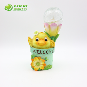 Statua di Uccello in Resina Divertente con Vaso, Luce Solare da <span class=keywords><strong>Giardino</strong></span> con Insegna di Benvenuto per Decorazione Esterna di Parchi, Cortili e Prati - Product Image 1