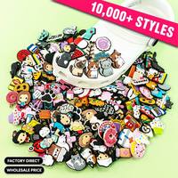Nuevos dijes de PVC para zapatos, 2D, personalizados, de dibujos animados, bonitos y divertidos, accesorios de decoración para zuecos, venta al por mayor directa de fábrica