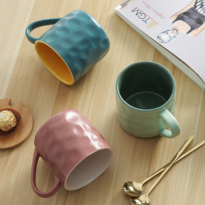 Tazze in Ceramica <span class=keywords><strong>Design</strong></span> Nordico 400ml per Caffè e Acqua, Semplici Tazze in Porcellana Bianca con Motivo a Pietra - Product Image 4