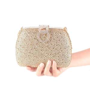 กระเป๋าคลัทช์สำหรับงานเลี้ยงสำหรับผู้หญิงรุ่นใหม่ ประดับด้วยเพชรเทียม วัสดุ PU แฟชั่น ขนาด 20x7x12 ซม. ปิดแบบ Snap พร้อมสายสะพายไหล่ - Product Image 3