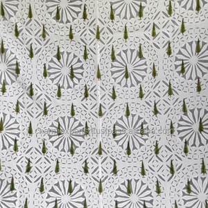 Sábana de Alta Calidad con Diseño de Apliques y Estampado en Bloques, Cubrecama Tamaño King, Sábana Ajustable para Cama, Ropa de Cama para el Hogar - Product Image 1