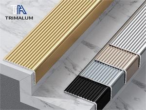 Garniture de bord de marche antidérapante en alliage d'aluminium à angle droit pour coins d'escalier en métal - Product Image 3