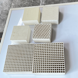 Céramique alvéolaire <span class=keywords><strong>à</strong></span> haute résistance aux chocs thermiques, résistante <span class=keywords><strong>à</strong></span> la corrosion, pour le stockage de chaleur, pour l'automobile, l'industrie et l'environnement - Product Image 2