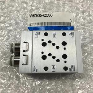 Vanne solénoïde d'origine SMC VV5QZ25-02C8C - Product Image 3