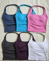Débardeur de sport sans coutures à col halter avec rembourrage |   Camisole de yoga sexy à col carré |   Gilet de sport à haute élasticité pour femmes