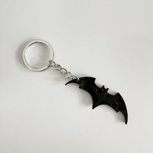 Porte-clés <span class=keywords><strong>Batman</strong></span> Batarang en alliage, pendentif chauve-souris inspiré du film, ornement créatif à suspendre, cadeau d'Halloween - Product Image 4