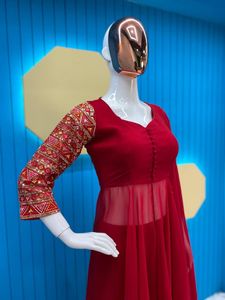 Totalmente personalizado que presenta el nuevo conjunto Kurti-plazzo Top de Georgette de imitación pesado de buena calidad con hermoso bordado y pesado - Product Image 6