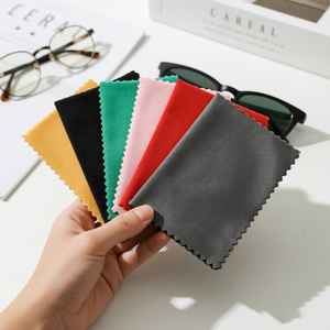 <span class=keywords><strong>Chiffon</strong></span> de nettoyage pour lentilles de <span class=keywords><strong>lunettes</strong></span> en microfibre avec logo <span class=keywords><strong>personnalisé</strong></span>, vente en gros, emballage individuel en sachet OPP, <span class=keywords><strong>chiffon</strong></span> d'essuyage pour <span class=keywords><strong>lunettes</strong></span> - Product Image 1