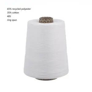 65% recyceltes Polyester 35% Baumwolle 21/26/32/40S Ring gesponnen Roh Withe Hot Sale TC 65/35 Mischgarn