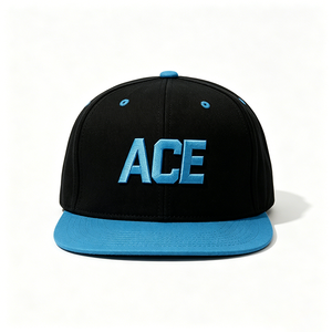 Gorra Snapback Personalizada con Logotipo ACE Bordado en 3D, Dos Tonos Negro y Azul Cielo, Visera Plana, Estilo Hip Hop, 100% Algodón, para Exteriores y Calle - Product Image 3