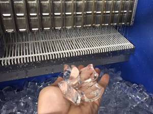 272 Kg Commerical Crescent <strong>Hoshizaki</strong> <strong>Ice</strong> Machine With Ce Certification - Product Image 2