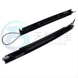 Riel Guía Panorámico Negro Aislante Térmico Templado Original Nuevo para Techo Solar GLA W156 Código OE Ventanas de Coche - Product Image 3