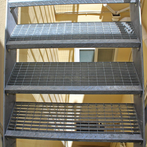 Escaleras de Escape de Incendios Industriales de Metal, Peldaños Galvanizados, <span class=keywords><strong>Escalones</strong></span> Compuestos para Exteriores, Alto Estándar de Seguridad - Product Image 3