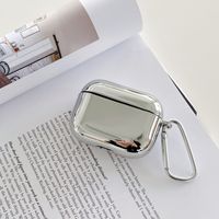Casing Ponsel Anti Gores Fleksibel Silikon Metalik, Pelindung Bumper TPU Tahan Banting Untuk Airpods 1 2 3 Airpods Pro 1 2 3