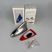 Antenne d'aileron de requin de voiture à énergie solaire Antennes de toit d'antennes de signal radio automatique Lumière d'avertissement de sécurité de conduite Lumière LED universelle