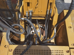 รถขุดไฮดรอลิก Caterpillar 330D 30 ตัน สภาพใช้งานได้เกือบเหมือนใหม่ สำหรับงานเหมือง - Product Image 4