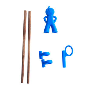 Cute Rag Cubs <span class=keywords><strong>aprendizaje</strong></span> entrenamiento <span class=keywords><strong>palillos</strong></span> <span class=keywords><strong>aprendizaje</strong></span> caja <span class=keywords><strong>de</strong></span> almuerzo accesorios plástico chino niños 1 par Rosa rojo azul - Product Image 2