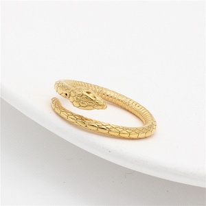 Anillo de Serpiente Delicado, Chapado en Oro de 18k, Anillos de Dedo de Acero Inoxidable con Diseño de Serpiente para Mujer - Product Image 6