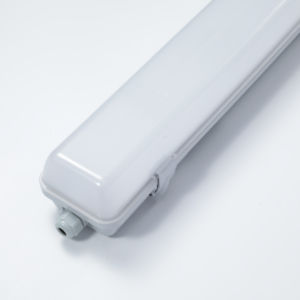 Lumière à détecteur de mouvement étanche à la vapeur, luminaire LED tri-étanche pour parking, <span class=keywords><strong>garage</strong></span>, 600 mm, lumière à gradation à détecteur, 18 W - Product Image 1