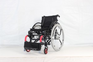 Silla de Ruedas Manual Ligera, Silla de Ruedas Manual con Función de Bipedestación, Asiento Tipo Mochila con Cinturones de Seguridad, Precio de Fábrica - Product Image 3