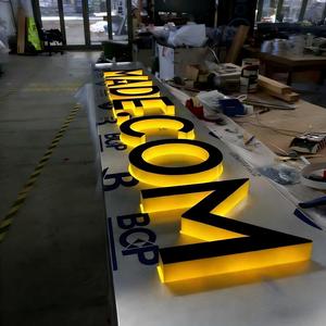 Lettres 3D en acrylique personnalisées avec rétroéclairage LED IP65 pour enseignes commerciales - Directement de l'usine - Product Image 3