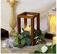 Lanterne de mariage en bois personnalisée 18 pièces Centre de table Lanterne à bougie rustique avec couronnes de feuilles d'eucalyptus Bougies sans flamme à LED