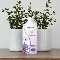 Lotion corporelle hydratante vegan parfumée à la rose et à la vitamine C pour éclaircir la peau