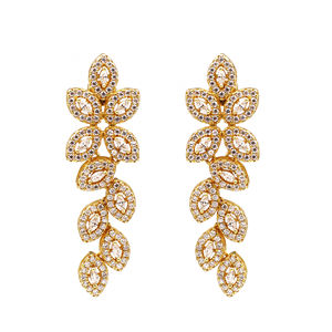 Tianyu Gems Silver-plated Gold Light Luxury, High-end <b>long</b> <b>Earrings</b> with Leaf-Shaped Tassels and Moissanite - Product Image 3
