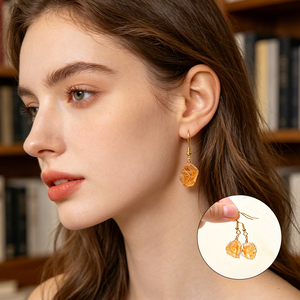 Boucles d'oreilles asymétriques en améthyste, nouveau design, pierre brute irrégulière, cristal, fil doré, idéales pour un cadeau, vente en gros - Product Image 5