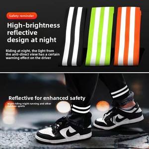 Bandes réfléchissantes pour jambes de vélo, chauffe-jambes de cyclisme, pantalons de VTT haute visibilité pour la nuit, bandes d'avertissement enroulables - Product Image 2