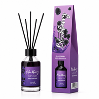 Lot de diffuseurs à bâtonnets de 100 ml avec bâtonnets en rotin, huile parfumée personnalisée pour la décoration intérieure et les programmes de vente au détail pour les acheteurs