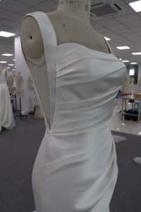 Robe <span class=keywords><strong>de</strong></span> mariée légère simple française Satin Hepburn traînant nouvelle mariée style coréen manches bouffantes blanc ivoire 2 pièces 2 en 1 Vestido Robe - Product Image 6