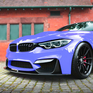 Amp-Z Splitter avant en fibre de carbone, texture noir piano, pour BMW Série 3, Série 4, M3, M4, F80, F81, F82, F83 - Product Image 1
