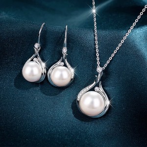 Freshwater Pearl Necklace Earrings Set Water Drop Shape Bezel Setting Women's Everyday Wear Jewelry Set - Product Image 1